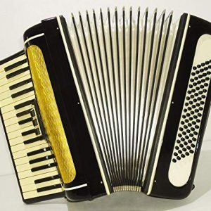 Piano Accordion Volna, made in Russia, 80 Bass, Folk Keyboard Accordian - Image 2