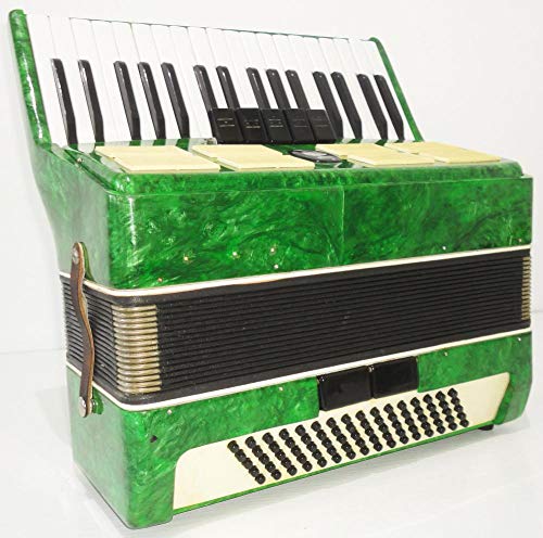 Excellent Accordion Siberia, made in Russia, 80 Bass, Very Beautiful sound
