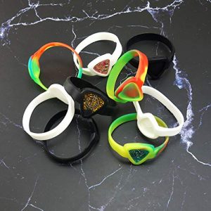 JinQu 2-Pack Guitar Pick Holder Silicone Wristband - Image 7