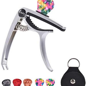 HUNDUN Guitar Capo Metal Capo for Acoustic and Electric Guitars ，Ukulele，Mandolin，Banjo, Classical Guitar Accessories (with Pick Holder and 5Picks) (Silver)