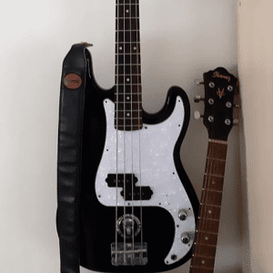 Durable 3-Ply PVC Pickguard for Precision Bass: Scratch-Resistant Protection in Various Colors - Image 3